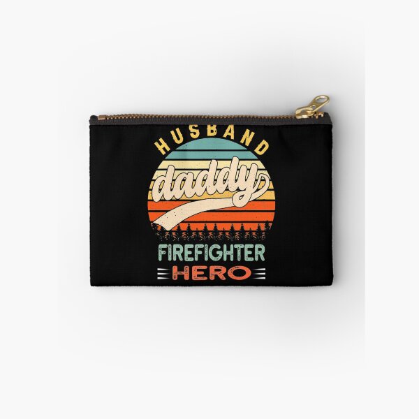 Aperçu de l'œuvre Fierté Travail Mari Papa Pompier Héros Pompiers Papa drôle créée et vendue par CHTankdesign.
