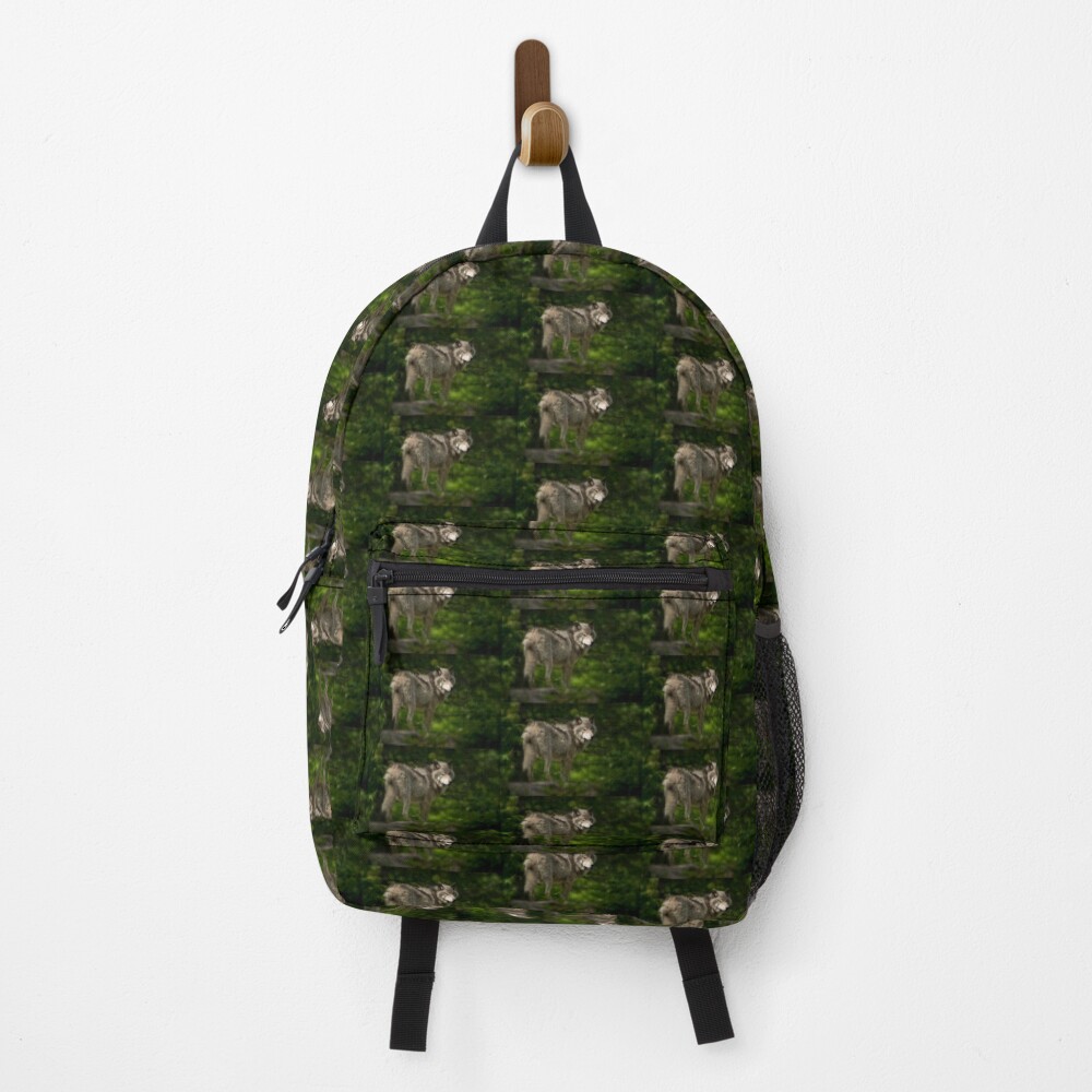 Vista previa del artículo con la obra «Mochila», diseñado y vendido por WolvesOnly.