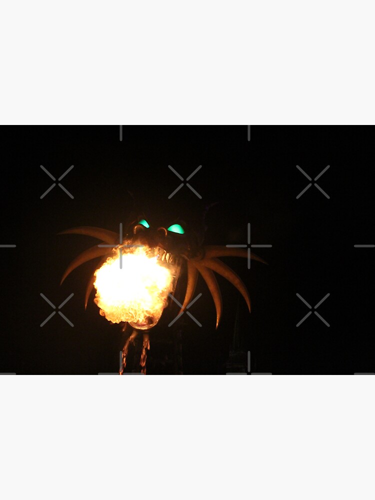 Imagen 3 de 3, Pegatina con la obra En un dragón, diseñada y vendida por spyderboy8.