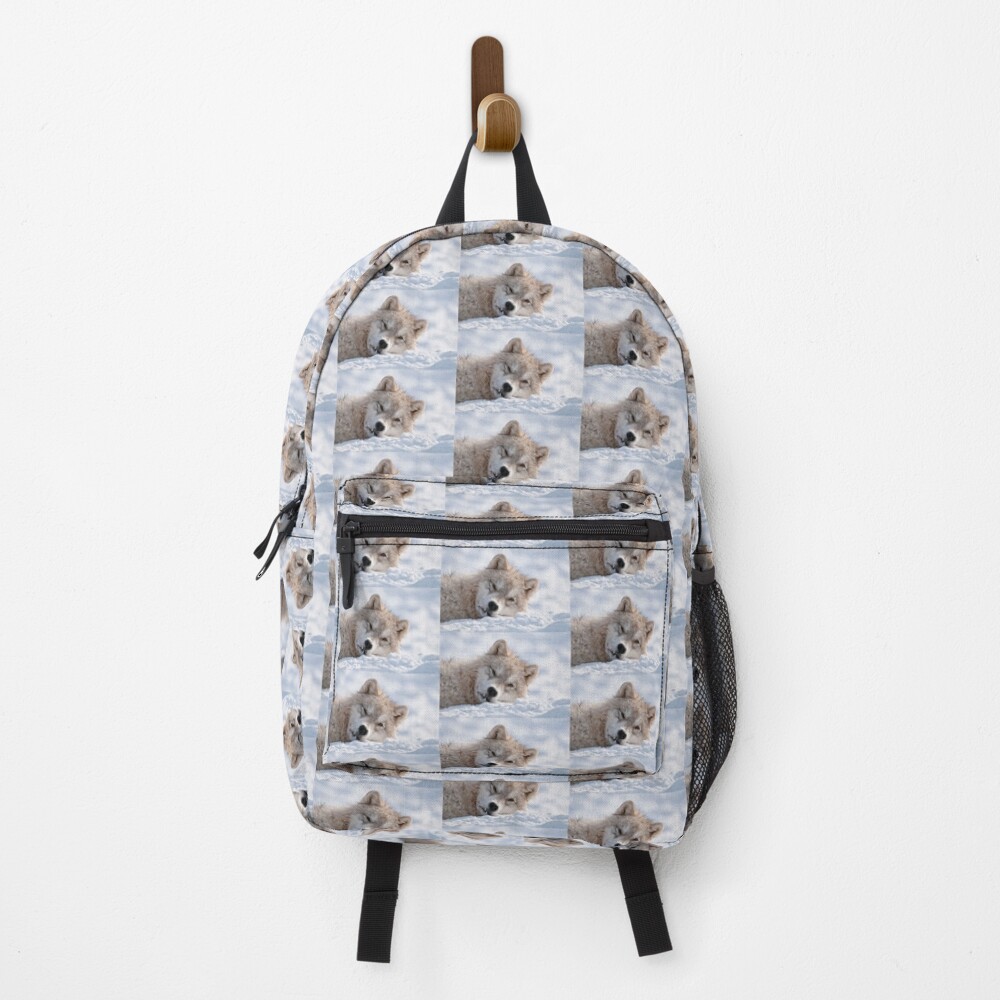 Vista previa del artículo con la obra «Mochila», diseñado y vendido por WolvesOnly.