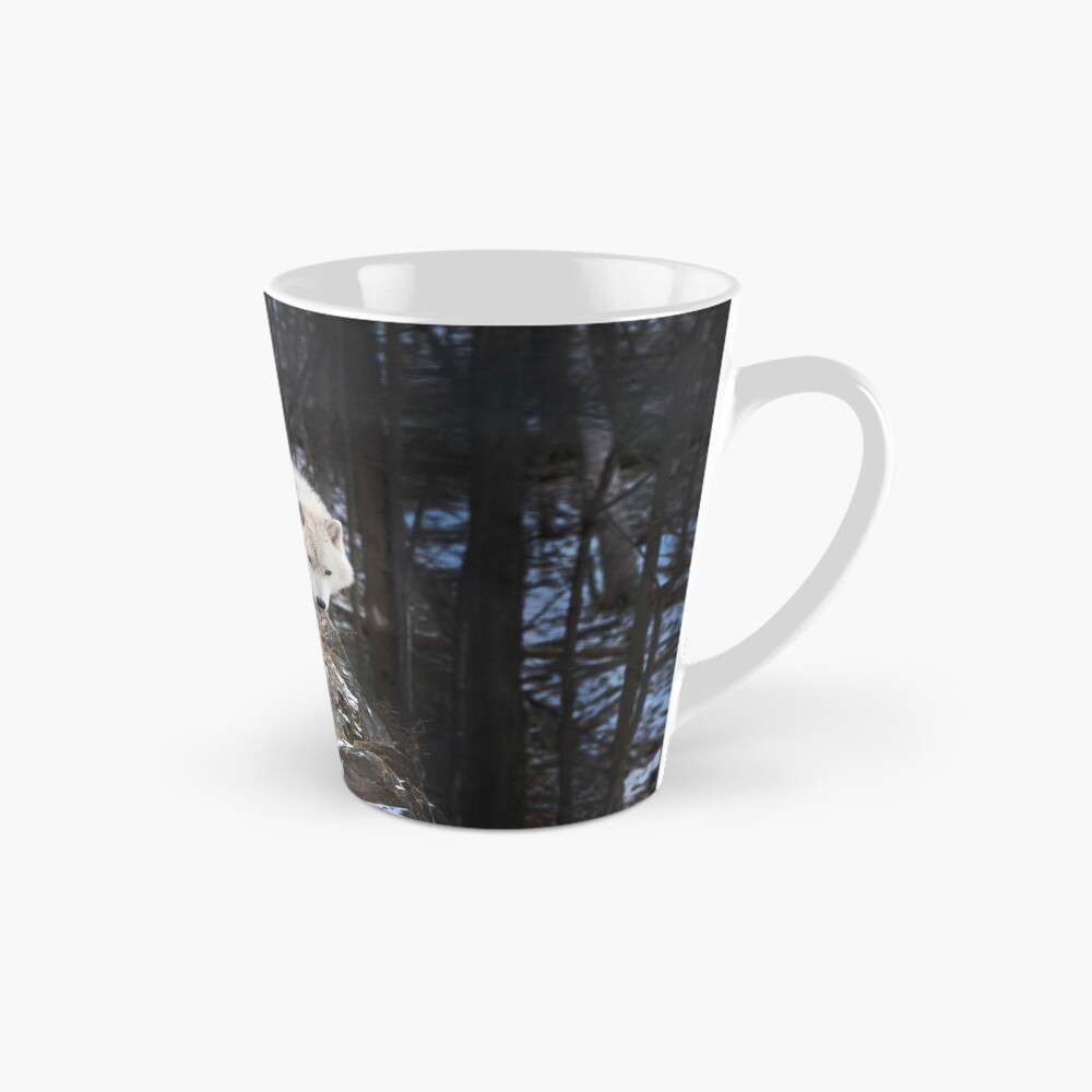 Vista previa del artículo con la obra «Taza cónica», diseñado y vendido por WolvesOnly.