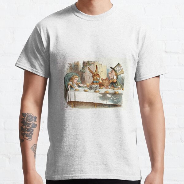 Alice in wonderland illustration - Gift idea Classic T-Shirt