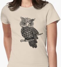 Cute Owl On Tree Women's Fitted T-Shirt