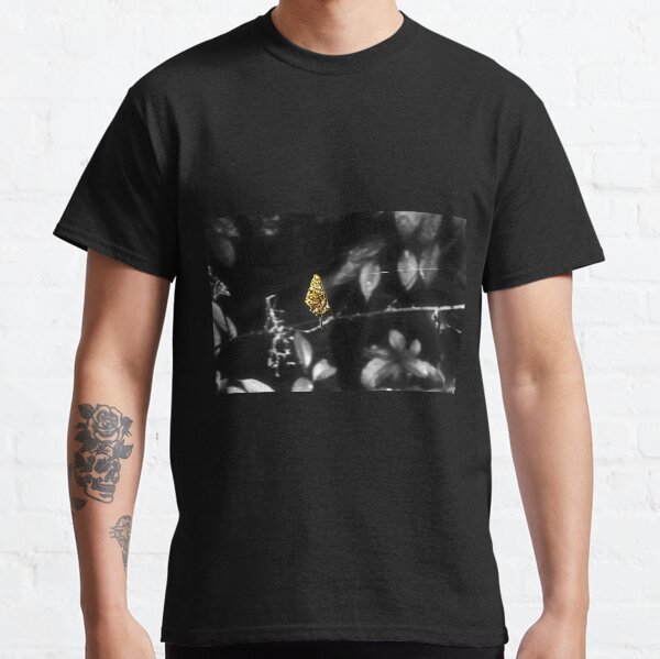 the golden leaf Classic T-Shirt