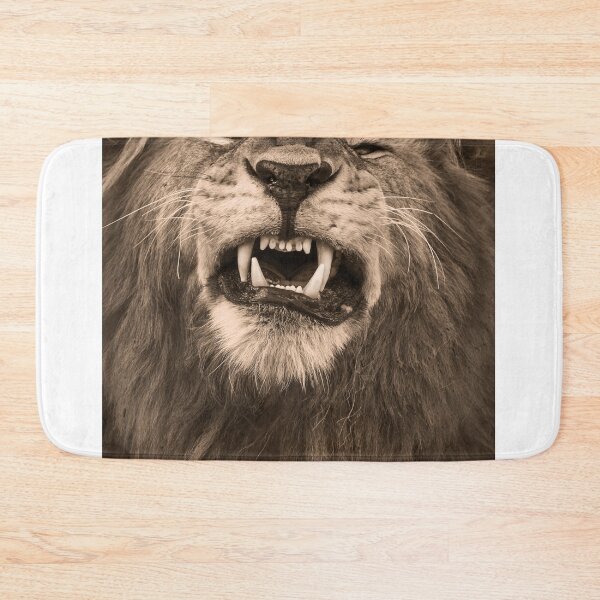 Item preview, Looming lion designed and sold by Ingo Gerlach.