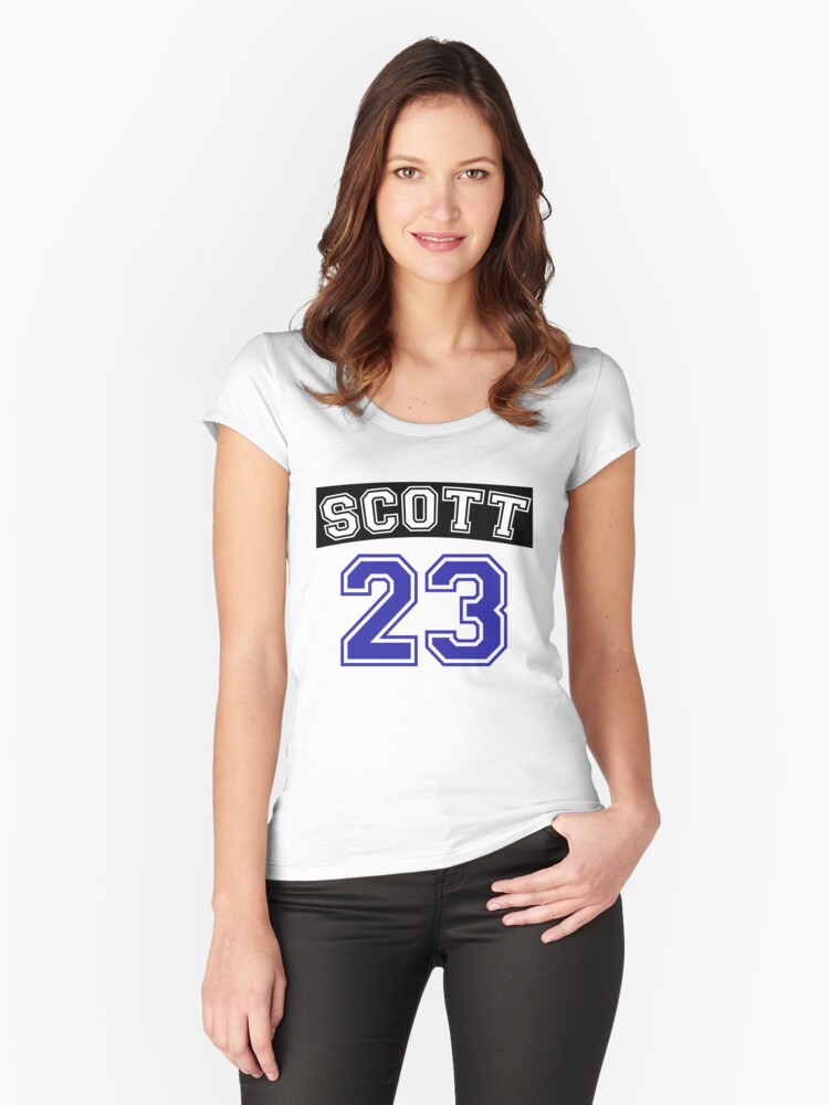 scott 23 one tree hill ravens jersey v2' Fitted Scoop T-Shirt for