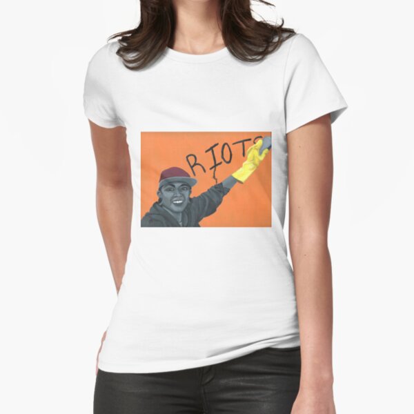 Fitted T-Shirt