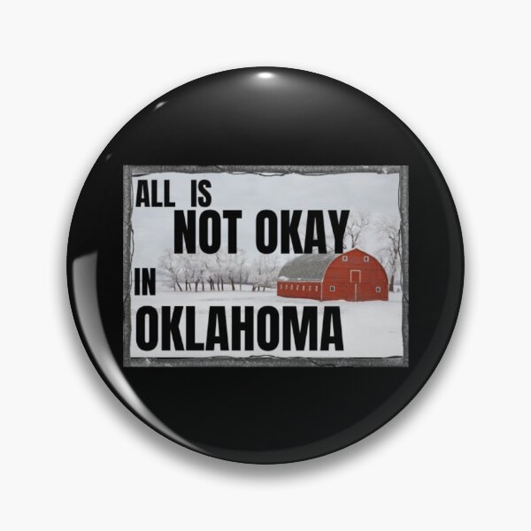 Artikelvorschau, Only Murders In The Building LangarmshirtAlles ist nicht in Ordnung in Oklahoma Only Murders Langarmshirt_von MalibuSun_ entworfen und verkauft von DigbyWeeks.