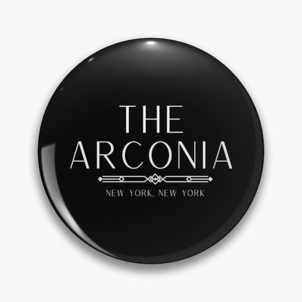 Item preview, Camiseta Solo asesinatos en el edificio Solo asesinatos en el edificio El Arconia designed and sold by DigbyWeeks.