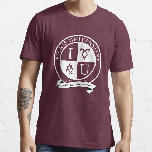 Idris University (dark-based) Essential T-Shirt