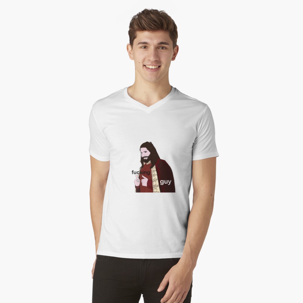 Aperçu de l'œuvre T-shirt col V créée et vendue par Lilackittycat3.