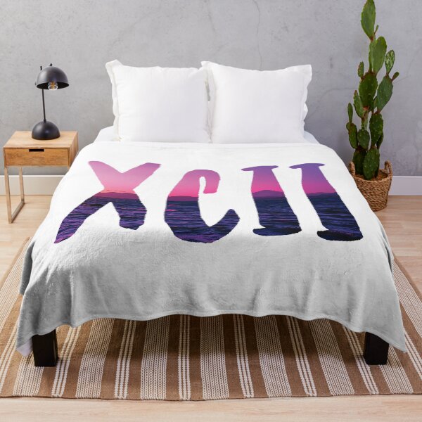 Item preview, Quinn XCII designed and sold by HotZelda.