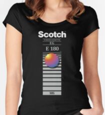 Camiseta entallada de cuello redondo "Volver a grabar, no desvanecerse" - Scotch VHS