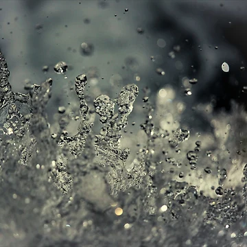Artwork thumbnail, Splashing by ImageEvolution