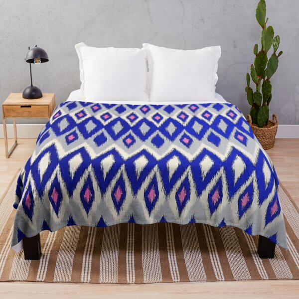Item preview, Patrón azul clásico del atlas ikat uzbeko designed and sold by LeFabriqueOuz.