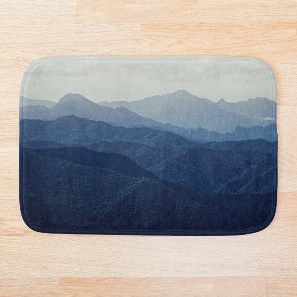 Artikelvorschau, Blue Ridge Mountains unter dem Himmel entworfen und verkauft von Simi2020.