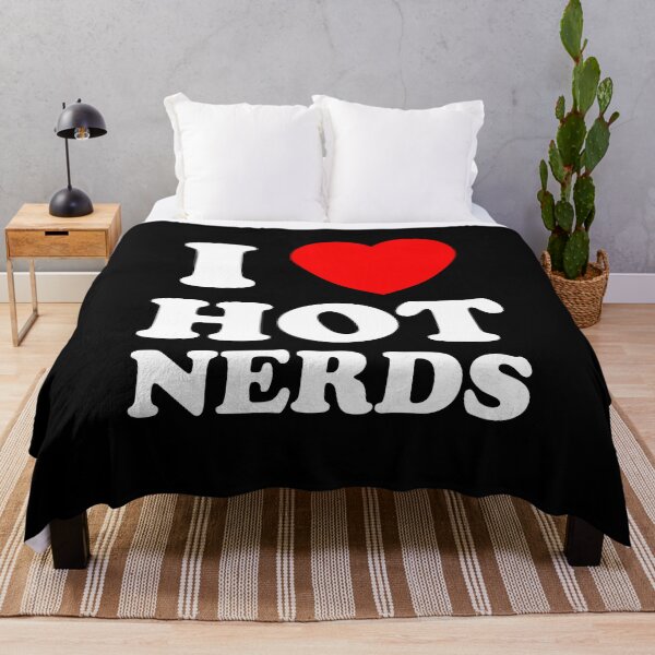 Artikelvorschau, Ich liebe Herz heiße Nerds entworfen und verkauft von Rongway76.