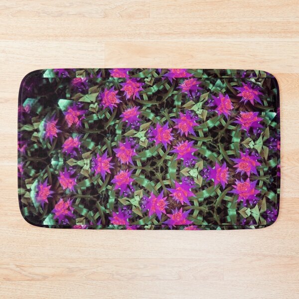 Artikelvorschau, Blumenkaleidoskop (114) - Magenta Bromelien entworfen und verkauft von expl-rations.