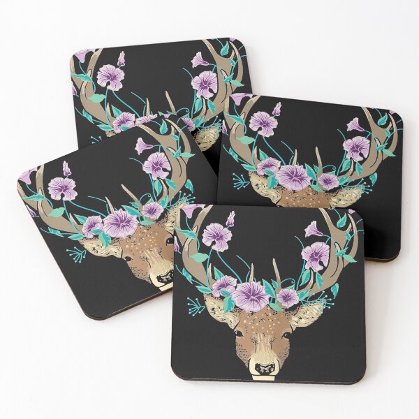 Artikelvorschau, Damen Hirschkopf mit Geweih und Blumen Deer Lover entworfen und verkauft von CynthiaRathbone.