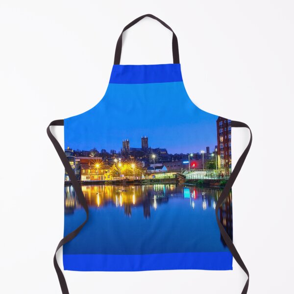 Aperçu de l'œuvre Lincoln Brayford Waterfront de nuit créée et vendue par Alisonchambers2.