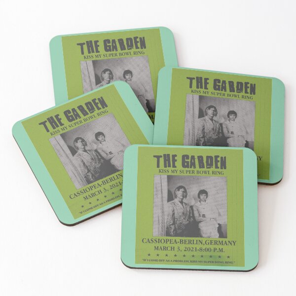 Artikelvorschau, The Garden Band Kiss My Super Bowl Ring entworfen und verkauft von WAXONstudio.