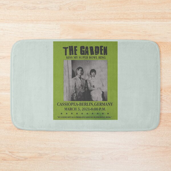 Artikelvorschau, The Garden Band Kiss My Super Bowl Ring entworfen und verkauft von WAXONstudio.