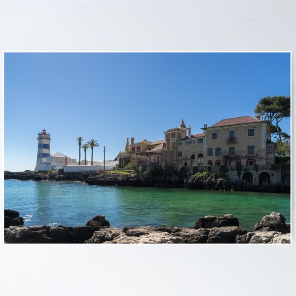 Artikelvorschau, Santa Marta Leuchtturm und Santa Maria Haus - Cascais Portugal Sehenswürdigkeiten entworfen und verkauft von Georgia Mizuleva.