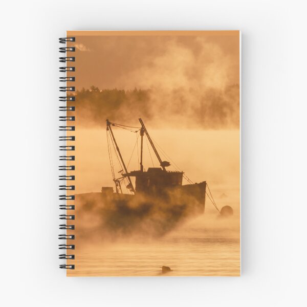 Artikelvorschau, Sea Smoke auf dem Hummerboot am Wasser entworfen und verkauft von LindaCPhoto.