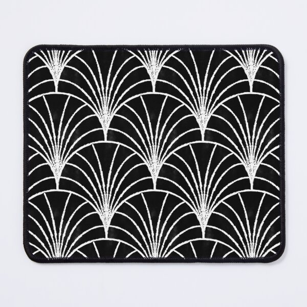 Artikelvorschau, Black and White Scale Pattern entworfen und verkauft von Carolina Diaz.