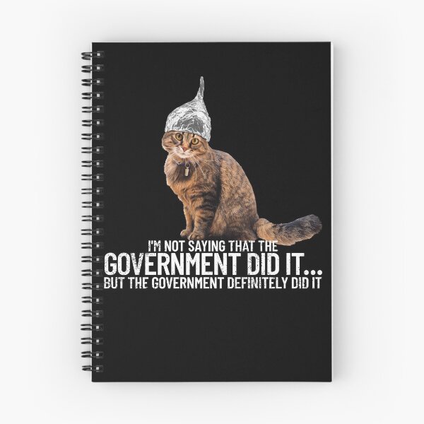 Aperçu de l'œuvre Conspiracy Cat Government Conspiracy Theory Tin Foil Hat Gear créée et vendue par DynamicDesign.