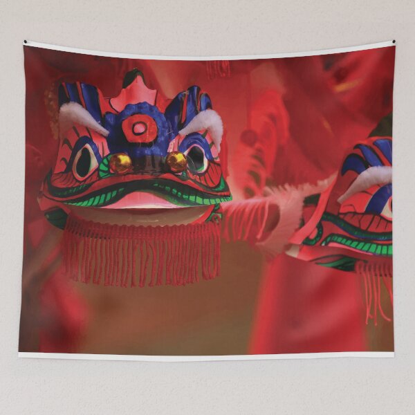 Aperçu de l'œuvre Décoration de dragon en papier chinois rouge créée et vendue par MartinxMarie.
