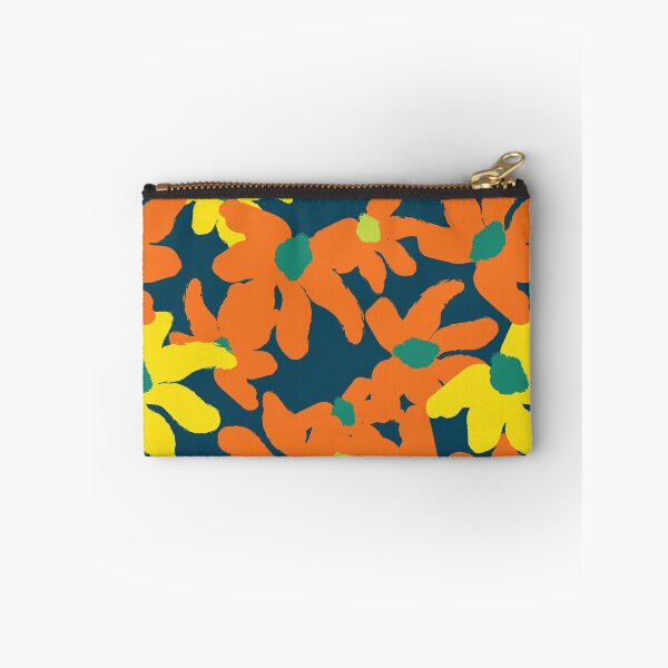 Artikelvorschau, Nahtloses Muster der orange Blumen auf blauem Hintergrund entworfen und verkauft von Maria ehwas.