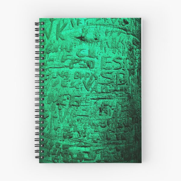 Artikelvorschau, Buchstaben auf einem Baum entworfen und verkauft von LeilaneDesigns.