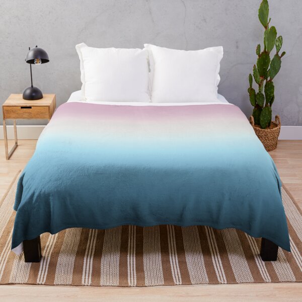 Aperçu de l'œuvre Joli Pastel Ombre Romantique Rose, Crème et Bleu Dégradé créée et vendue par Karen McFarland.