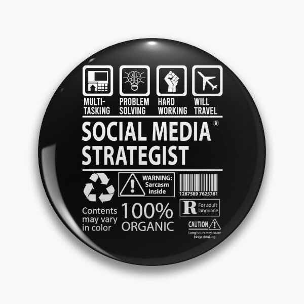 Artikelvorschau, Social Media Strategist T-Shirt - MultiTasking zertifizierter Job Geschenkartikel Tee entworfen und verkauft von sabinacsnm.