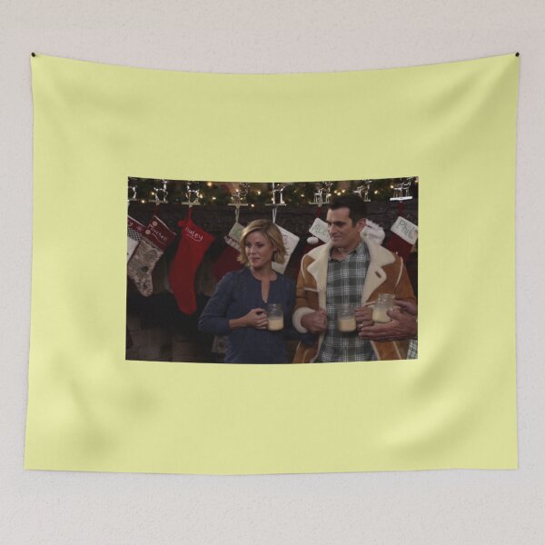 Item preview, Claire y Phil Dunphy Christmas de Modern Family designed and sold by DillonMoen.