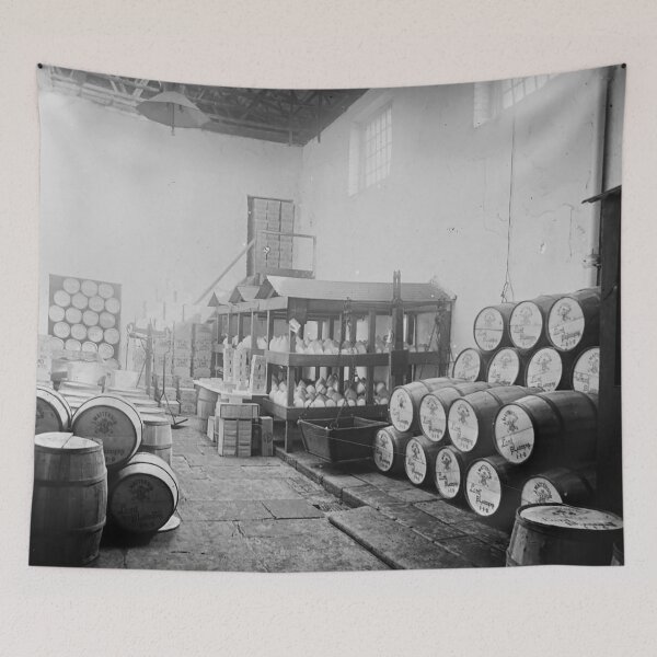 Item preview, black and white barrels designed and sold by Night-parade.