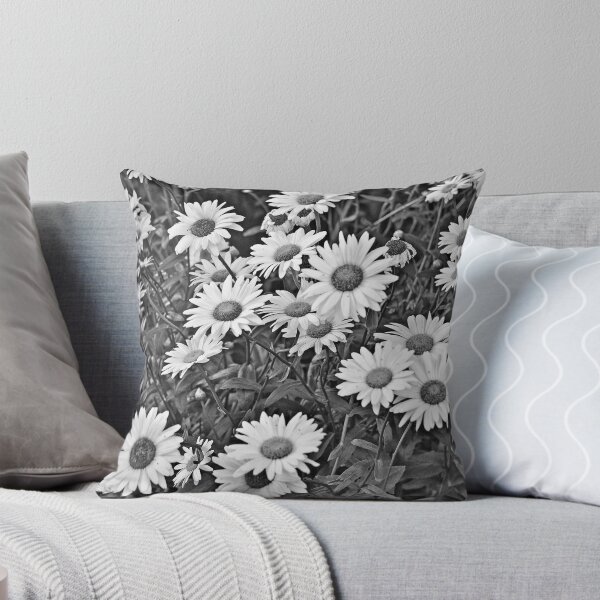 Item preview, Daises designed and sold by Ruth Curtis.