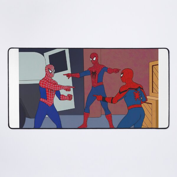 Three Spiders Desk Mat