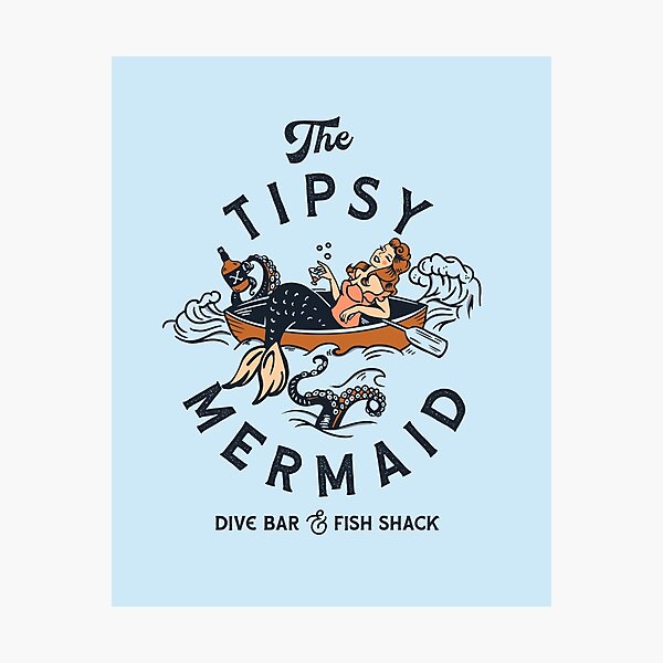 Artikel-Vorschau von Die Tipsy Mermaid Dive Bar & Fish Shack. Vintage Pinup-Girl-Kunst, designt und verkauft von The Whiskey Ginger Design Shop.