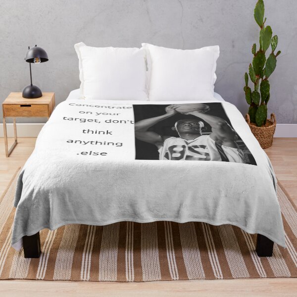 the secret of success Throw Blanket
