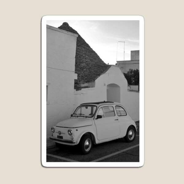 Fiat 500 beside a Trullo, Puglia Magnet