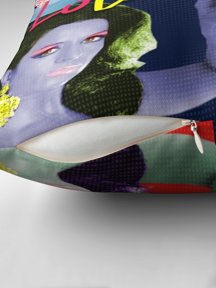 Imagen 2 de 4, Cojín con la obra Lola Flores Pop Art , diseñada y vendida por danimota.