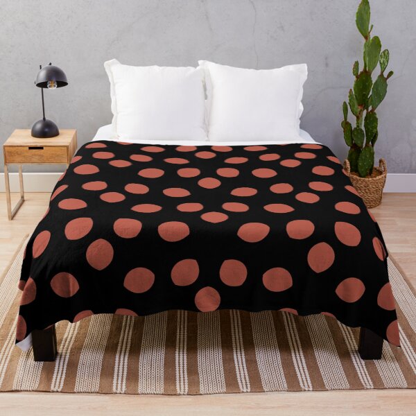 Artikelvorschau, Black and Red Shape Ornamental Pattern Pairs Dunn and Edwards 2022 Trending Color Red River DE5125 entworfen und verkauft von ColorOfTheYears.