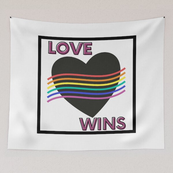 Artikelvorschau, Liebe gewinnt LGBTQA+ entworfen und verkauft von designsbyreaia.