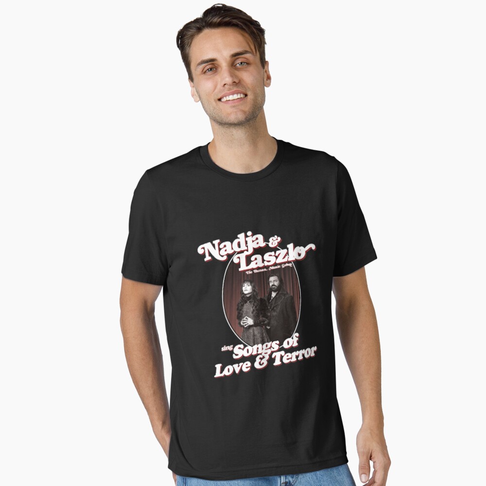 Aperçu de l'œuvre T-shirt essentiel créée et vendue par SARAHKUHNS.