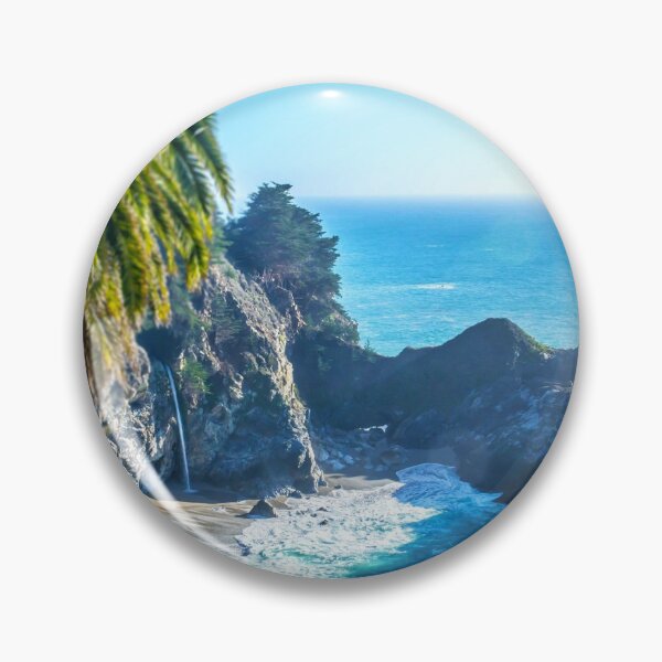 Item preview, Palmera y océano de Paradise Island designed and sold by SYNTASTIC.