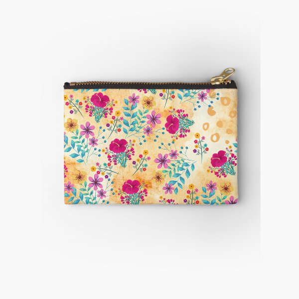 Aperçu de l'œuvre Fleurs et imprimé animalier créée et vendue par creativeDaphne.