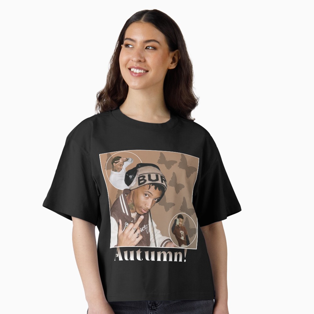 Twinuzis Autumn!  Essential T-Shirt