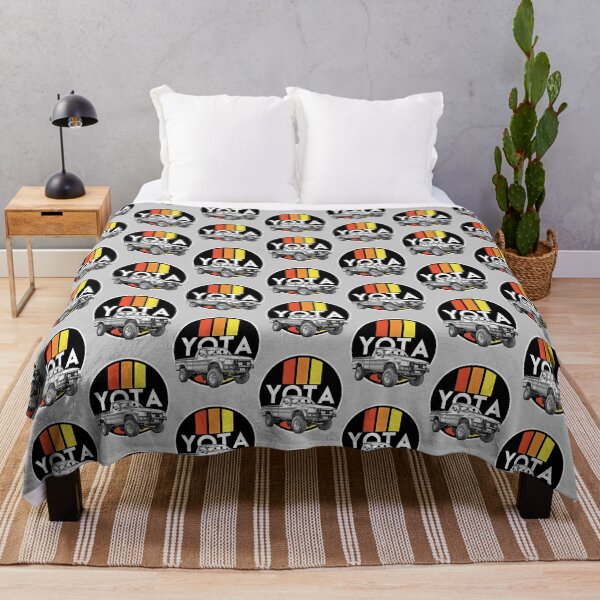 Artikelvorschau, Retro Yota entworfen und verkauft von HotTeesApparel.